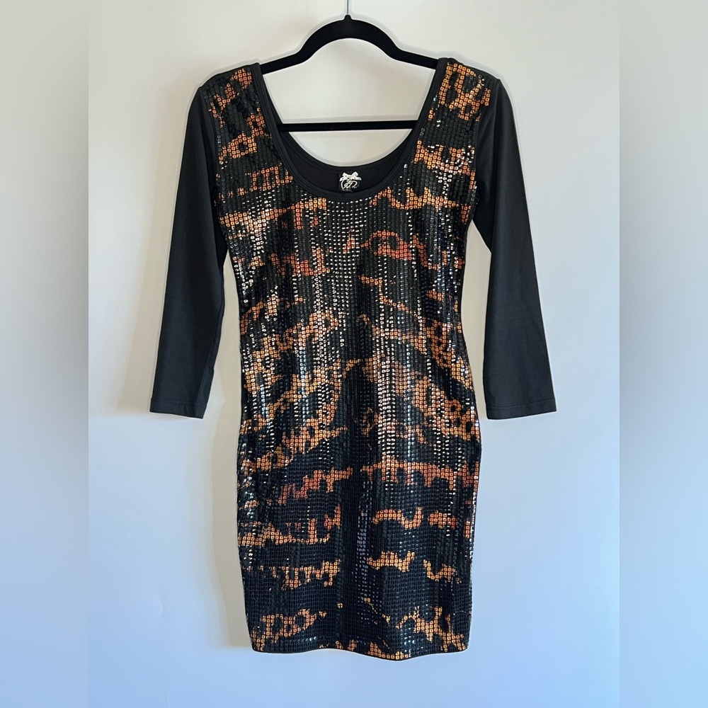 Iron Fist 3/4 Sleeve Midi Dress Tiger Print, Small